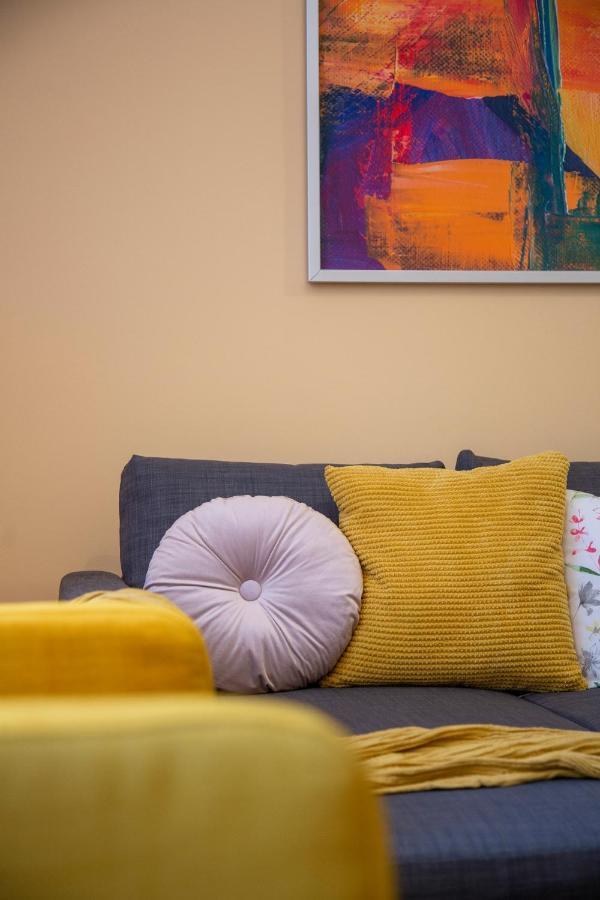 Cozy Home By Bella In The Heart Of Budapeşte Dış mekan fotoğraf